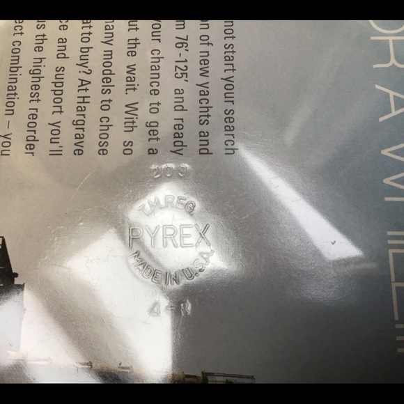 Vintage 2 glass pie dishes. 1 Pyrex and 1 Marinex - Picture 3 of 6